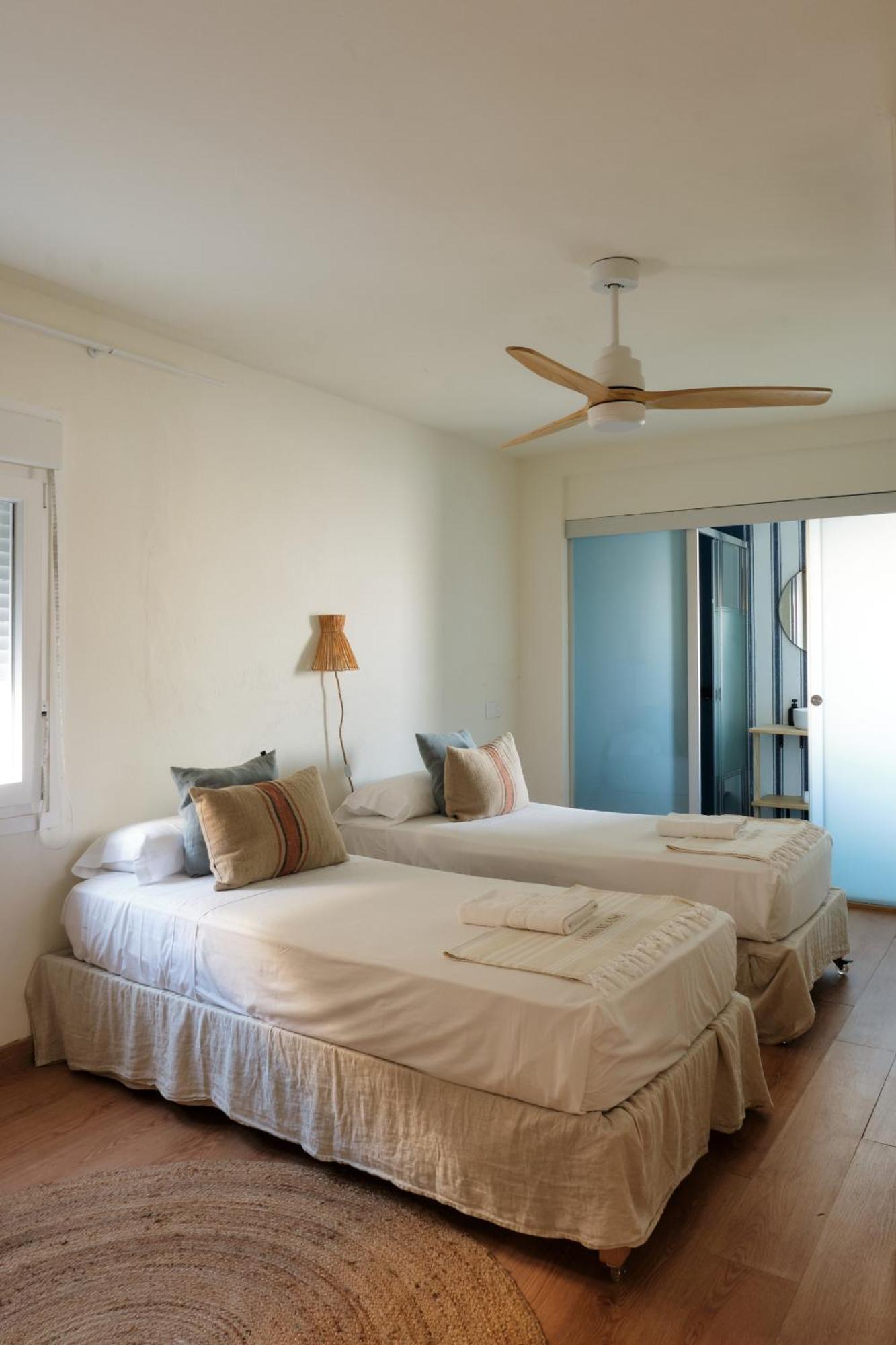 Arenal D'En Castell North Apartment Ес Меркадал Екстериор снимка